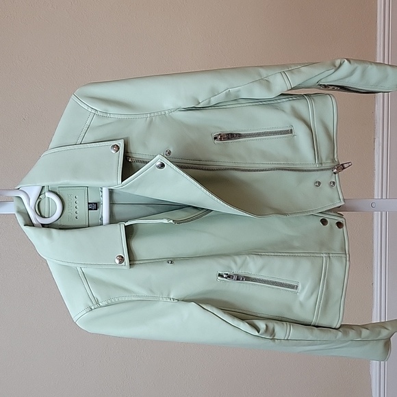 Blank NYC Jackets & Blazers - Blank NYC Green Leather Jacket Zip Front Modern Design
